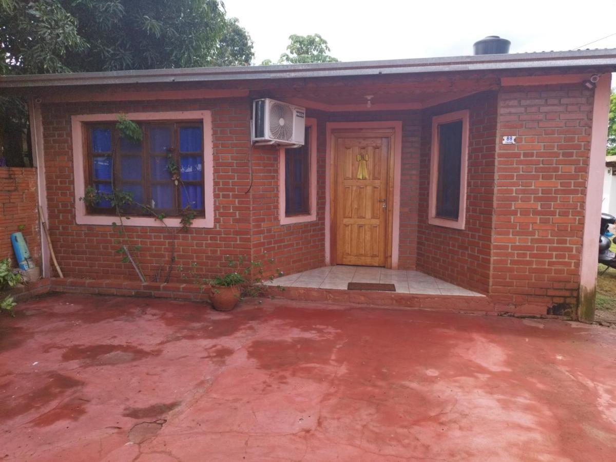 Dona Rosa Villa Puerto Iguazu Exterior photo